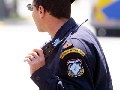 Συνέλαβαν ληστή τραπεζών