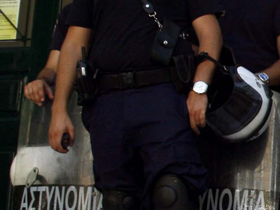 Δάγκωσε αστυνομικό των ΜΑΤ