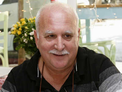 Διακοπές στη Σαντορίνη για τον Γιώργο Παπαδάκη