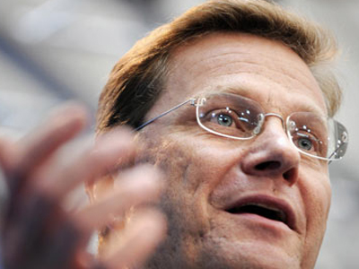 «Ο πάστορας Τζόουνς είναι τρελός και επικίνδυνος»