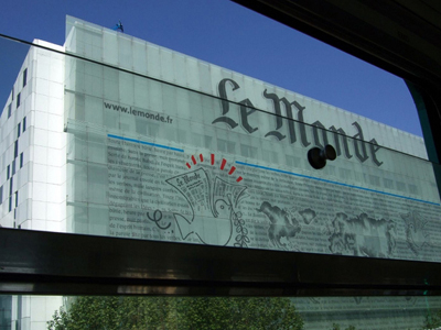 Λε Μοντ VS Σαρκοζί