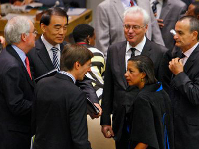 «Γρήγορη λύση» στα πυρηνικά του Ιράν ψάχνουν οι «Έξι»