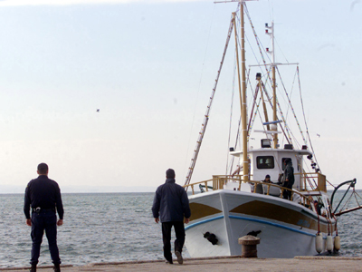 Πυροβολισμοί σε σκάφος στην Κρήτη