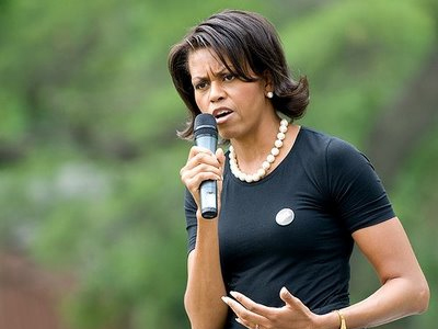 Το πρώτο ταξίδι της Μισέλ χωρίς τον Μπαράκ