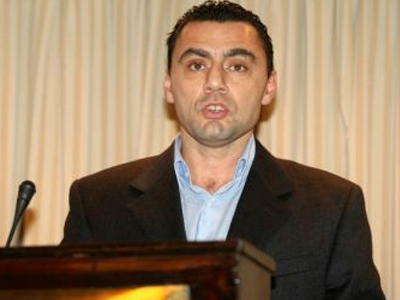 Καλόπουλος κατά πάντων…