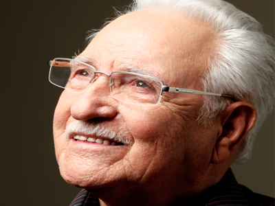 O Χρόνης Αηδονίδης στο Ωδείο Ηρώδου Αττικού