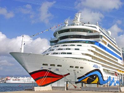 To χλιδάτο κρουαζιερόπλοιο Aidamar στο Ηράκλειο