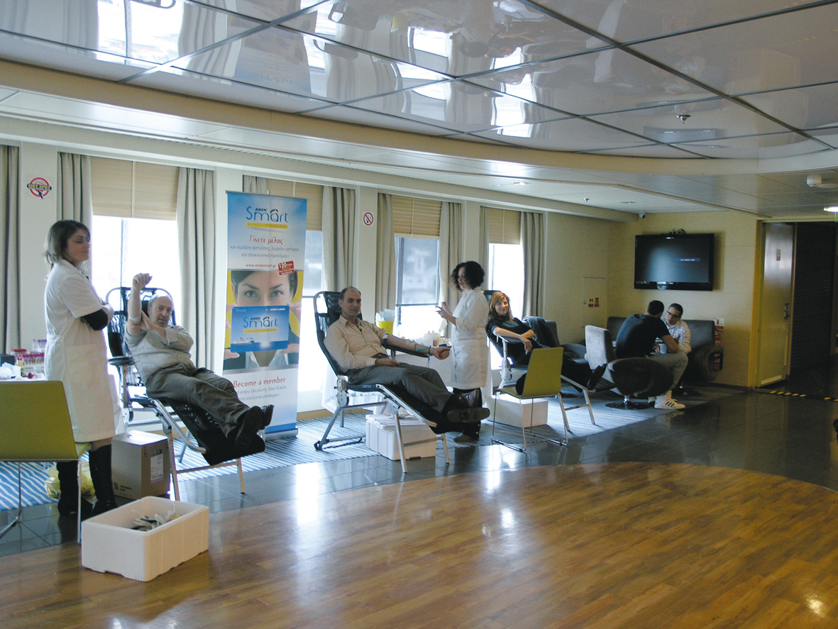 ΑΝΕΚ LINES: Επιτυχημένη εθελοντική αιμοδοσία στο Έλυρος