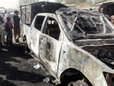 Έκρηξη παγιδευμένου αυτοκινήτου στο Πακιστάν – Τρεις νεκροί