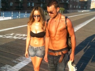 Η sexy Καλομοίρα