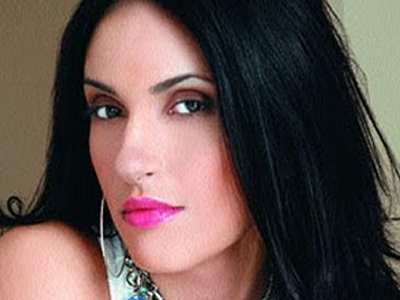 Χαμογελά ξανά