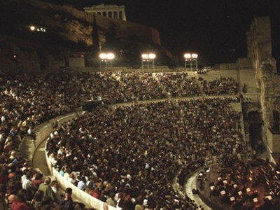 Αποθεώθηκε ο Μίκης Θεοδωράκης