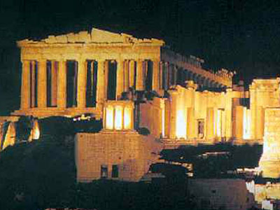 Γύρω από την Ακρόπολη όλο το βράδυ