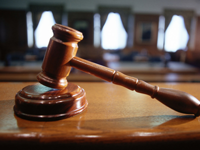 Προκαταρκτική εξέταση για παράνομες συμβάσεις