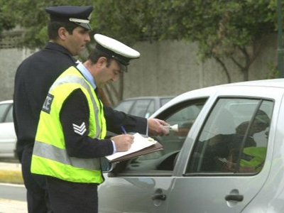 Συνεχίζονται οι έλεγχοι για αλκοτέστ