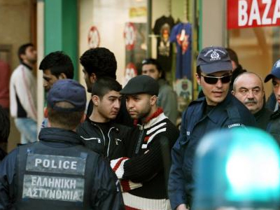 Στο νοσοκομείο αστυνομικοί μετά το συμβάν στη Δ/νση Αλλοδαπών