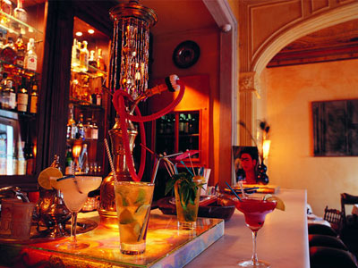 Βραδιές παράδοξου και live μουσικής στο Altamira