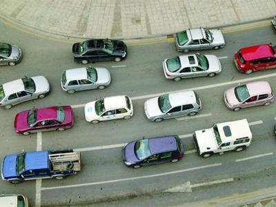 Ανανεώθηκαν λιγότερες από τις μισές άδειες