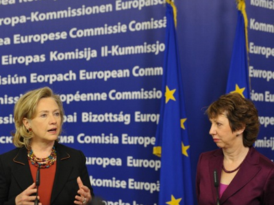 Κλίντον και Άστον στηρίζουν τον διάλογο Βελιγραδίου – Πρίστινας