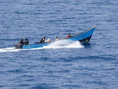 Κένυα: Πειρατές έχουν περικυκλώσει ιαπωνικό πλοίο