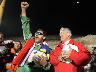 Δώρο παπούτσια για τους «ήρωες» της Χιλής