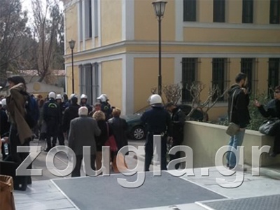 Για κακουργήματα διώκονται πέντε από τους συλληφθέντες