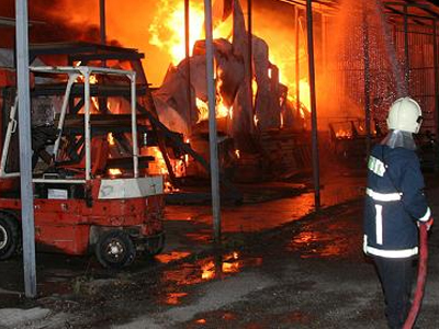 Παρανάλωμα του πυρός ψητοπωλείο στην Καλλιθέα