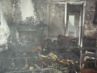 Στις φλόγες μονοκατοικία στη Νίκαια