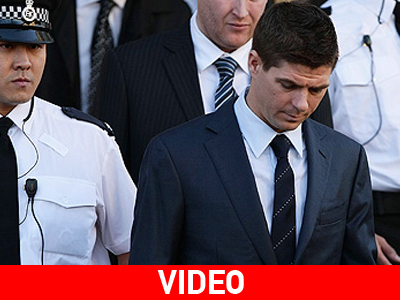 Τα… αποκαλυπτήρια της μπουνιάς του Gerrard