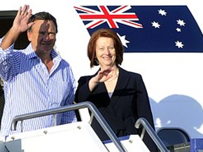 Πρώτη συνάντηση Γκίλαρντ- Ομπάμα