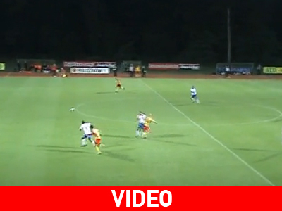 Απίστευτο γκολ από τα 70 μέτρα!