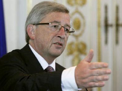 Γιούνκερ: Απαράδεκτη η γαλλο-γερμανική συμφωνία