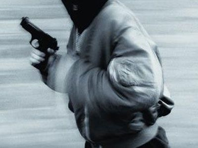 Ο συναγερμός έτρεψε σε φυγή τους διαρρήκτες