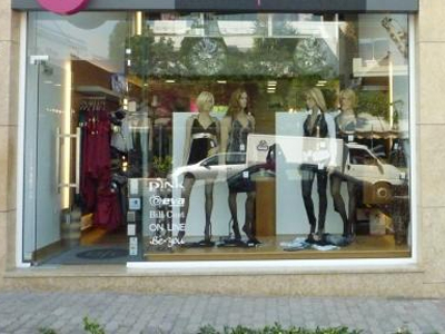 Έκλεψαν έμπορο και πελάτισσα