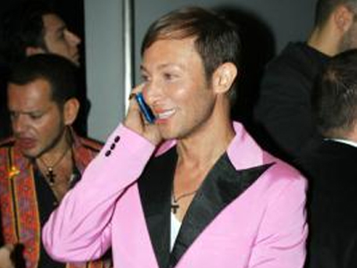 Γιατί κρύβεται ο Κωστέτσος;