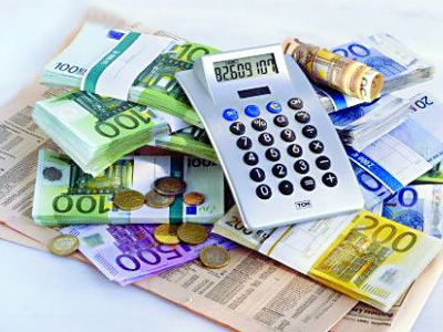 Εξαρθρώθηκε κύκλωμα με πλαστά τιμολόγια