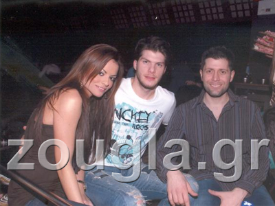 Ο Λούκας στα μπουζούκια