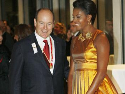 Με γοητεία και λαμπερή εμφάνιση η Michelle στη μάχη για το 2016