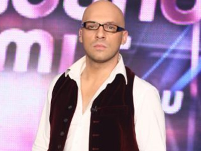 Κόντρα Μουτσινά – «Όμορφου κόσμου το πρωί»