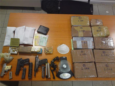 Συνελήφθη πρώην αστυνομικός με 10 κιλά κοκαΐνης