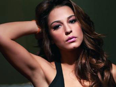 Κάτι τρέχει με Παπουτσάκη – Χολίδη;