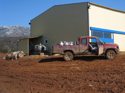 Καταπλακώθηκε 36χρονος σε ποιμνιοστάσιο