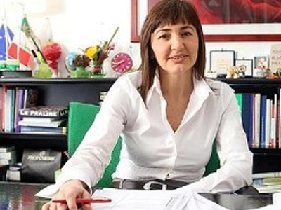 Περιφερειάρχης τούς έκοψε το facebook