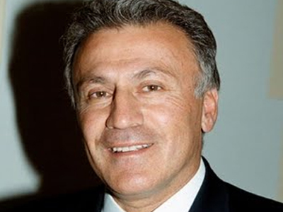 Τρίζει η καρέκλα του Ψωμιάδη