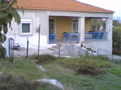 Διαρρήκτες πήραν… πόρτες και παράθυρα!