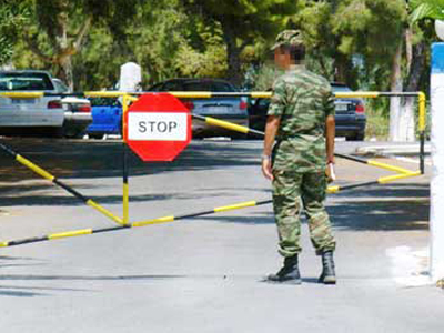 Πουλούσε χασίς έξω από στρατόπεδο