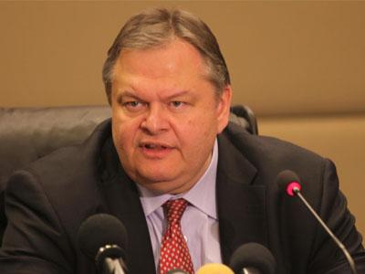 Στη Ρωσία ο Βενιζέλος από τη Μ. Δευτέρα