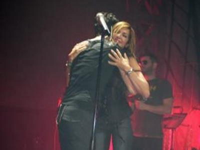 Η Άννα διασκέδασε στον Σάκη