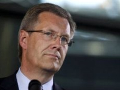 Βολφ: Η Τουρκία ενώνει Ανατολή και Δύση