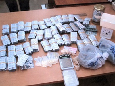 Προμήθευε χρήστες με υπνωτικά χάπια